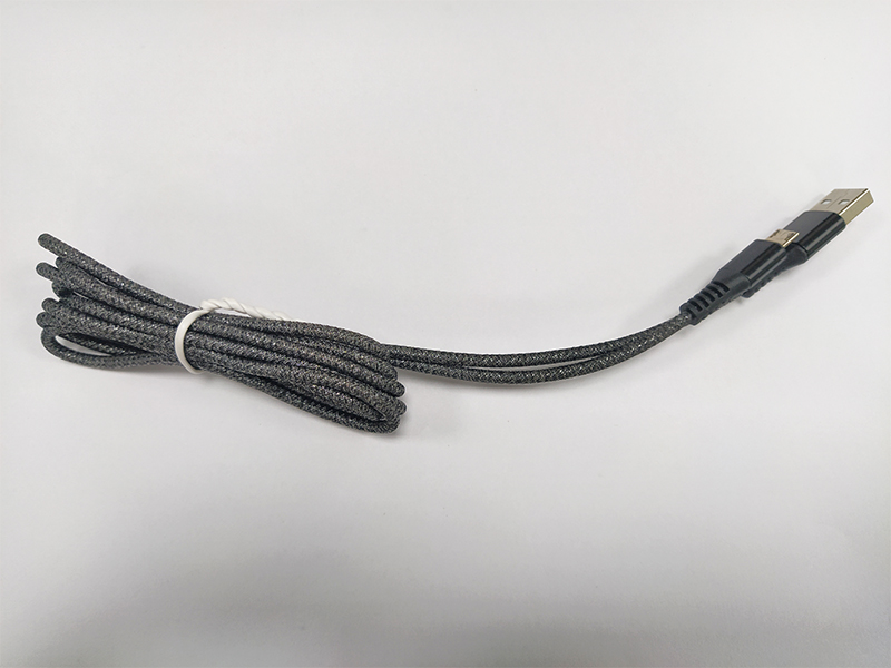 魚絲編織Type-A to micro數(shù)據(jù)線，microUSB數(shù)據(jù)線定制廠家